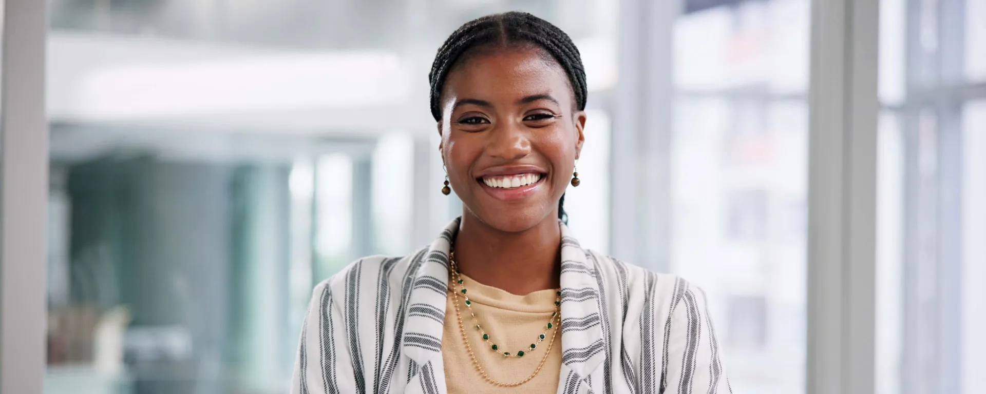 Smiling face in office teaser