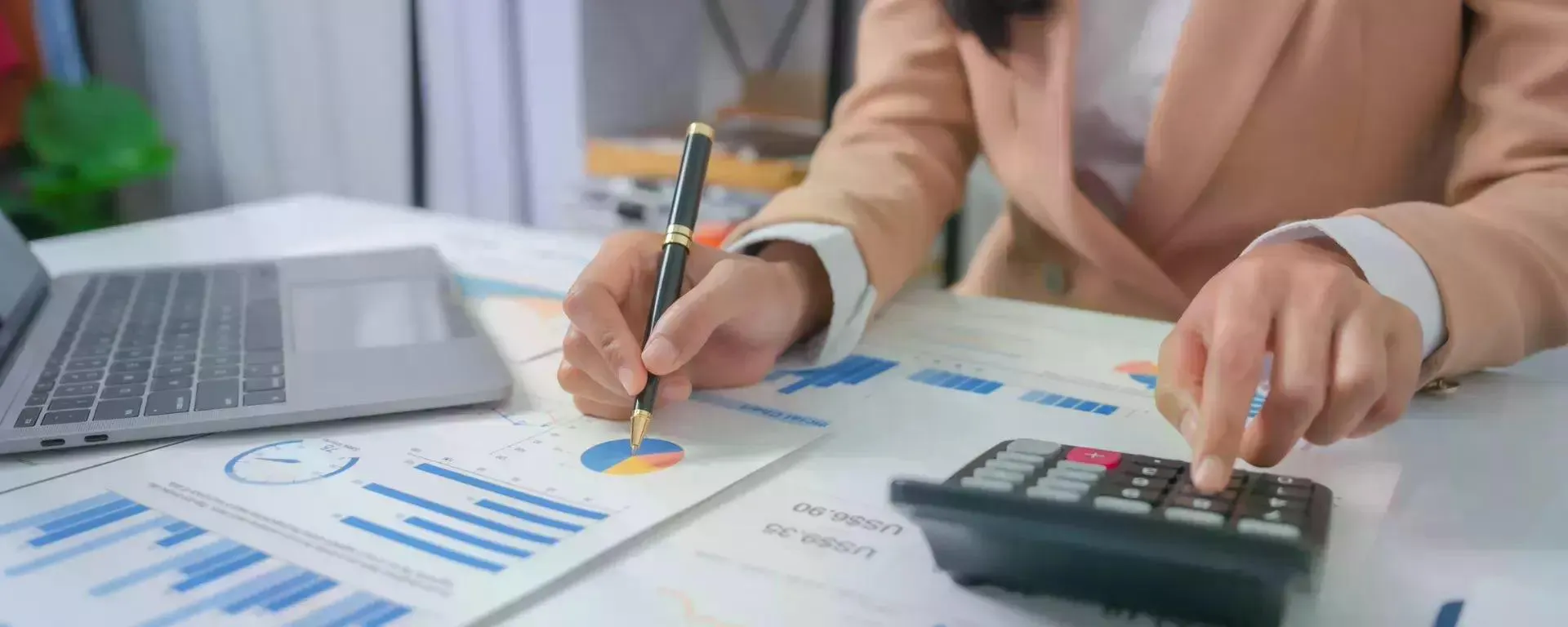 Business person accounts and finance 1920x768