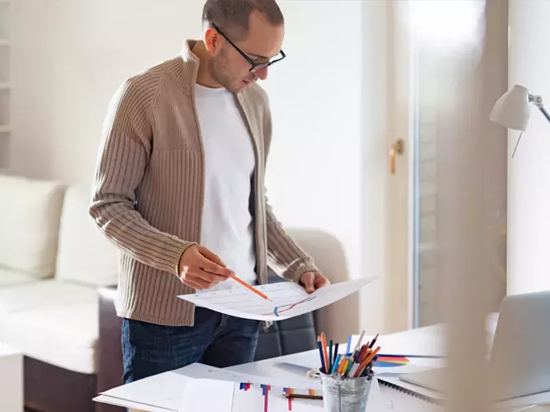 Combining data to make predictions about future use Person analysing data